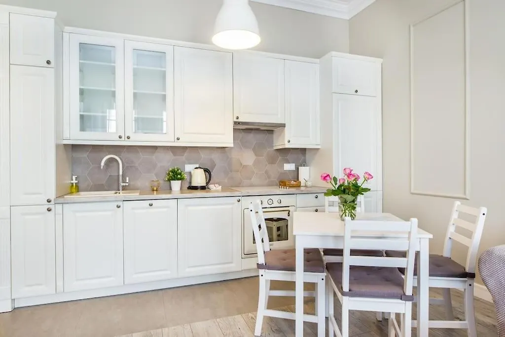 Stylish Apartment - Rakowicka 8 Krakow Poland